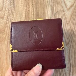 Auth Cartier Mustline Leather  Trifold Kisslock Wallet